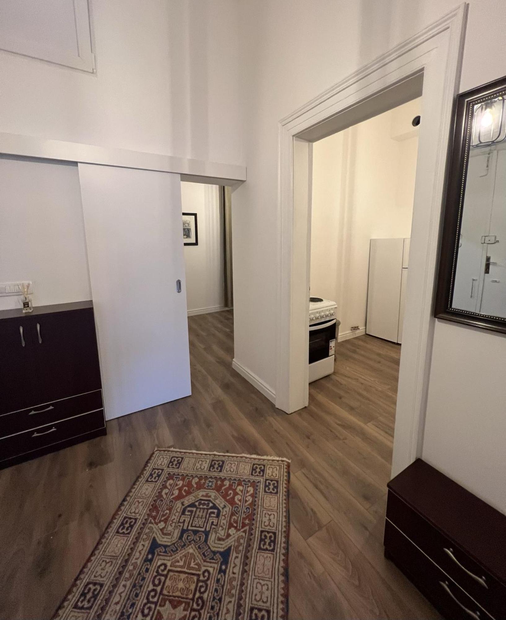 Apartment Dvor *